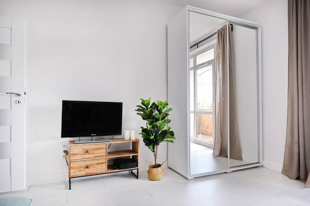 Saska Kepa -Ul. Francuska 2' Min Appartement Warschau Buitenkant foto