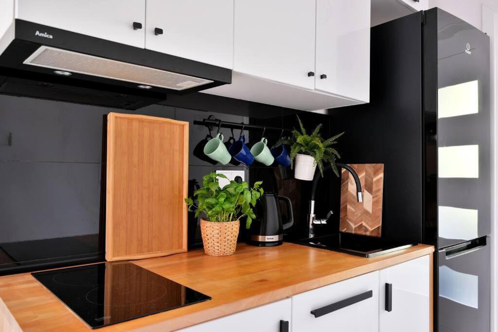 Saska Kepa -Ul. Francuska 2' Min Appartement Warschau Buitenkant foto
