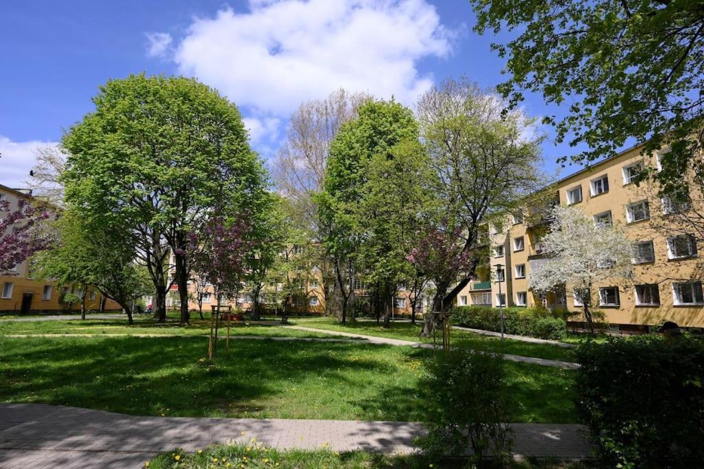 Saska Kepa -Ul. Francuska 2' Min Appartement Warschau Buitenkant foto
